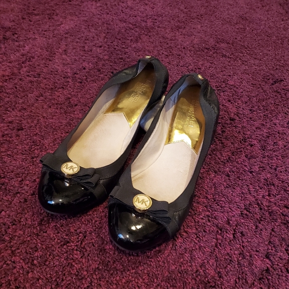 MICHAEL Michael Kors Shoes - MICHAEL Michael Kors Dixie flats